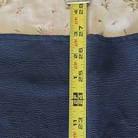 Michael Kors tank top with tie details - Picture 8 of 9